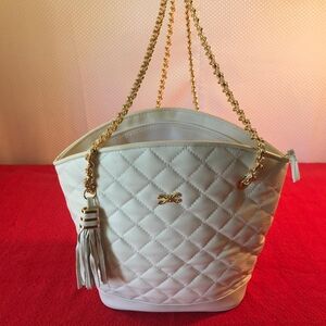 Magnum Cream Quilted Shoulder Bag with Gold Chain